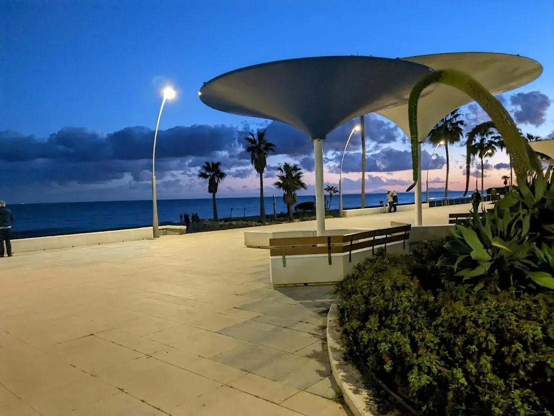 Seaside View Apartment Estepona 0*,